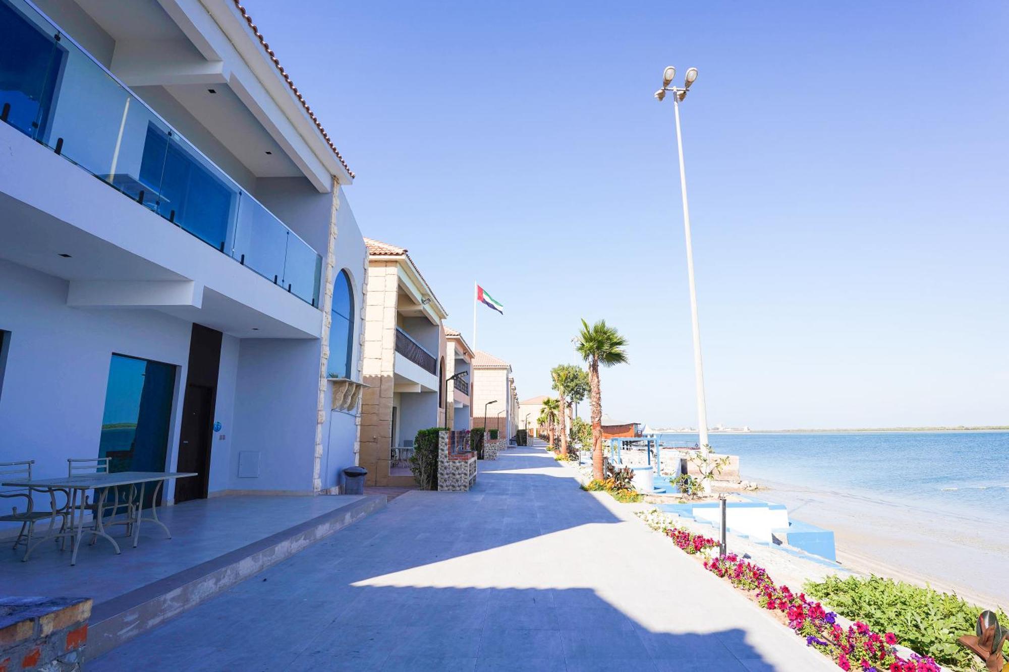 Palma Beach Resort & Spa Umm al-Quwain Exterior foto